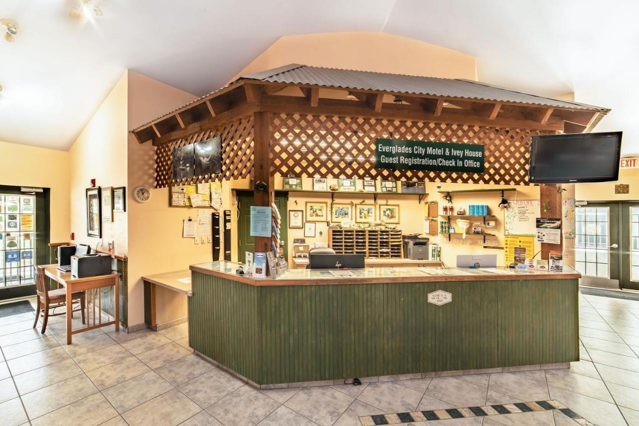 Ivey House Everglades Adventures Hotel Экстерьер фото